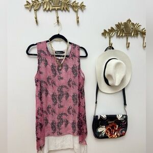 Flowy tunic sleeveless with floral pattern S